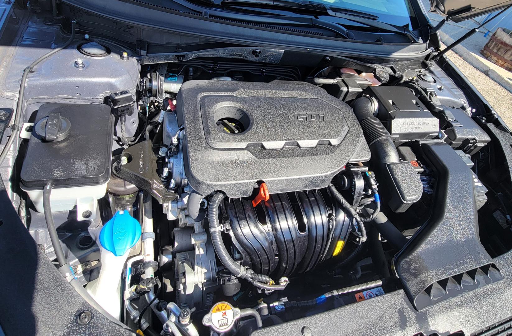 2018 Grey /Black Hyundai Sonata SE (5NPE24AF5JH) with an 2.4L I4 engine, 6 Speed Automatic transmission, located at 450 N Russell, Missoula, MT, 59801, (406) 543-6600, 46.874496, -114.017433 - Photo#21